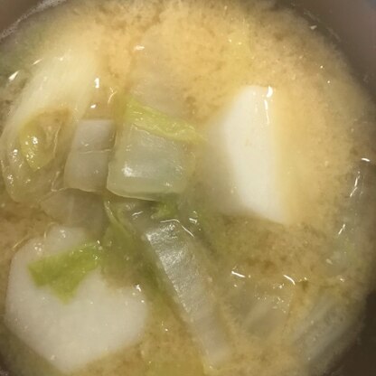 旬の野菜で作る味噌汁。美味しかったです。
